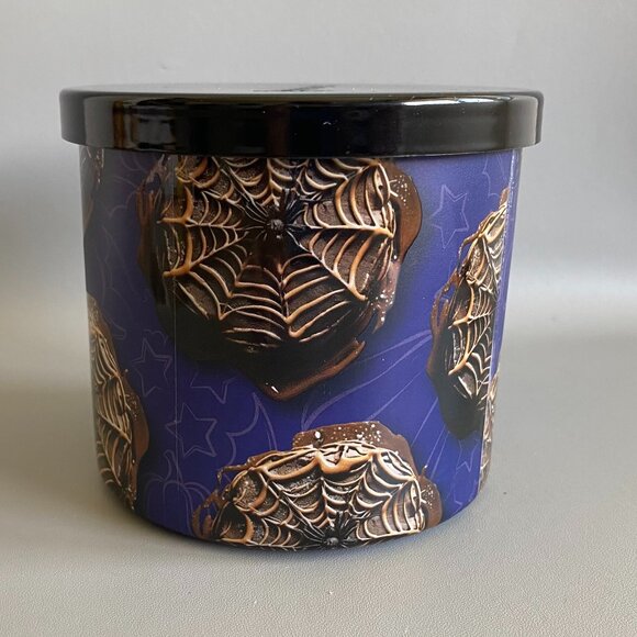 Goose Creek Spider Web Pancakes 3 Wick Candle New - Picture 4 of 7